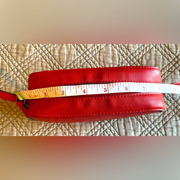 GAP crossbody zipper close bag - Picture 6 of 8